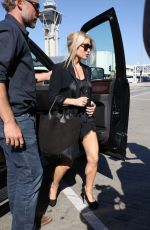JESSICA SIMPSON Arrives at Los Angeles international Airport 2909