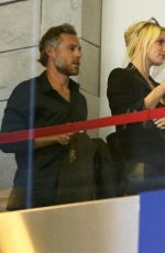 JESSICA SIMPSON Arrives at Los Angeles international Airport 2909