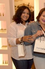 KELLIE PICKLER at Pandora Jewelry Best Friends Shopping Spree in Nashville
