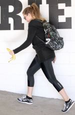 KHLOE KARDASHIAN Arrives at a Gym in Los Angeles 2409