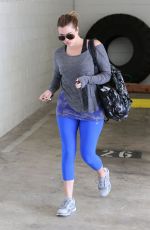 KHLOE KARDASHIAN Heading to a Gym in Los Angeles