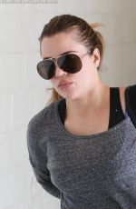 KHLOE KARDASHIAN Heading to a Gym in Los Angeles