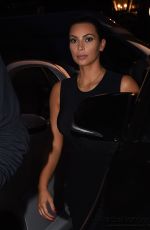 KIM KARDASHIAN Arrivies to Ferdi Restaurant in Paris