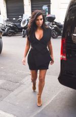 KIM KARDASHIAN Out and About in Paris 2809