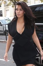 KIM KARDASHIAN Out and About in Paris 2809