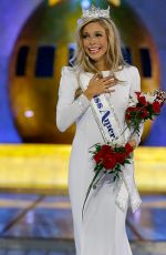 KIRA KAZANTSEV - Miss America Pageant