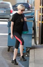 KIRSTEN DUNST in Tights Leggings Arrives at a Gym in Los Angeles 2909