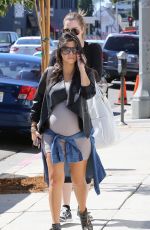 KOURTNEY and KHLOE KARDASHIAN Out for Lunch at Joan