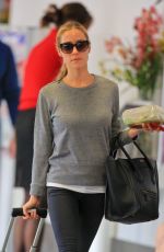 KRISTIN CAVALLARI at Los Angeles International Airport