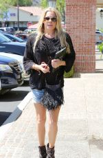 LEANN RIMES Arrives at Dentist Office in Calabasas