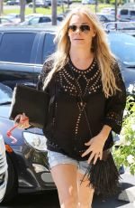 LEANN RIMES Arrives at Dentist Office in Calabasas