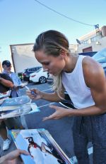 LOLO JONES leaves DWTS Rehearsal Studio in Los Angeles