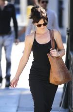 MINKA KELLY Leaves Hugo
