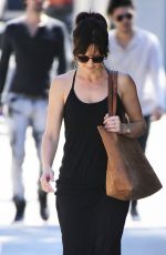 MINKA KELLY Leaves Hugo