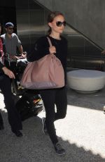 NATALIE PORTMAN Arrives at LAX Airport in Los Angeles 0909
