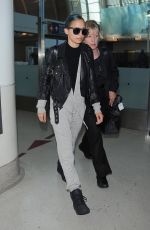 NICOLE RICHIE Arrives at Los Angeles International Airport