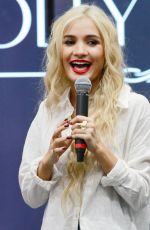 PIA MIA PEREZ Performs at Shoe Palace in Hollywood