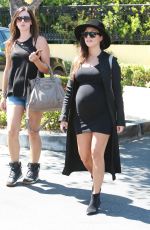 Pregnant KOURTNEY KARDASHIAN at Marmalade Cafe in Calabasas