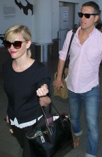 REESE WITHERSPOON Arrives at Los Angeles International Airport 0909