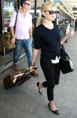 REESE WITHERSPOON Arrives at Los Angeles International Airport 0909
