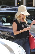 REESE WITHERSPOON Out and About in Beverly Hills 0209