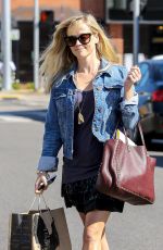 REESE WITHERSPOON Out and About in Los Angeles 2309