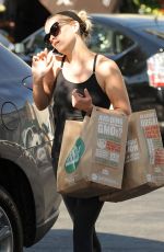 REESE WITHERSPOON Shopping at Whole Foods in Brentwood