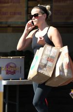 REESE WITHERSPOON Shopping at Whole Foods in Brentwood