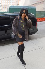 RIHANNA Arrives at a Recording Studio in Chelsea