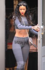 RIHANNA Out and About in New York 0709