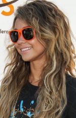 SARAH HYLAND at Beat MS Dance Walk in Pacific Palisades
