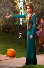SOFIA VERGARA on the Set of Modern Family in Los Angeles
