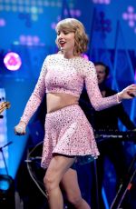 TAYLOR SWIFT at 2014 Iheart Music Festival in Las Vegas