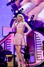 TAYLOR SWIFT at 2014 Iheart Music Festival in Las Vegas