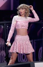 TAYLOR SWIFT at 2014 Iheart Music Festival in Las Vegas