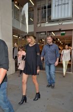 TAYLOR SWIFT Out and About in London