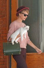 TAYLOR SWIFT Out and About in New York 2309