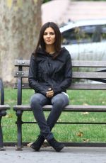 VICTORIA JUSTICE on the Set of Eye Candy in New York 2209