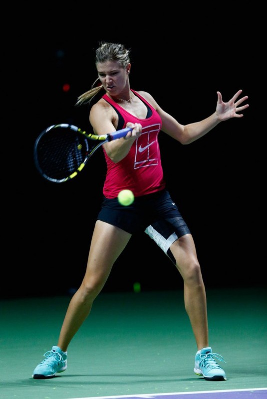 EUGENIE BOUCHAR at WTA Finals Practice