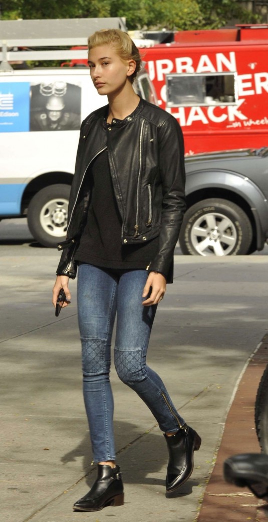 HAILEY BALDWIN in Jeans