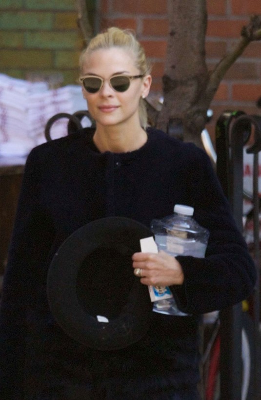 JAIME KING Out in New York