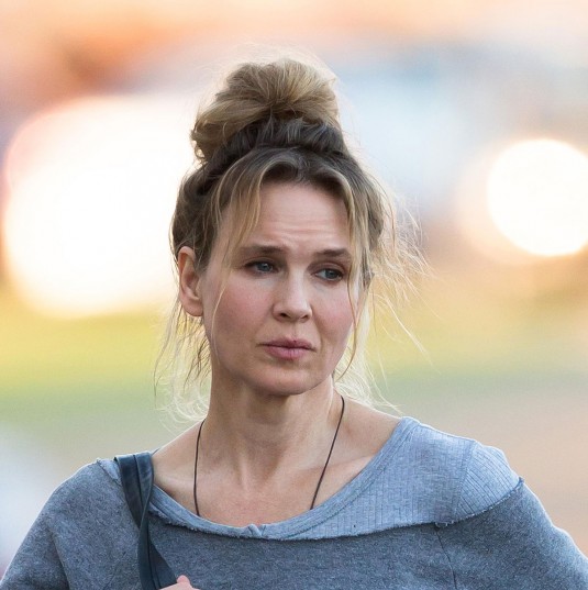 RENNE ZELLWEGER in Legging Out in Mississippi
