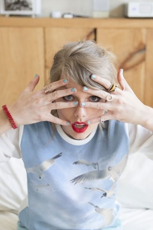 TAYLOR SWIFT - 1989 Album Promos