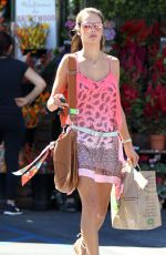 ALESSANDRA AMBROISIO Shopping at Whole Foods in Brentwood 0510