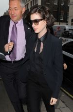 ANNE HARHAWAY Arrives at Her Hotel in London 2910
