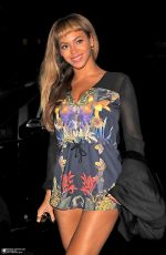 BEYONCE Arrives ah Harry