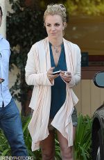 BRITNEY SPEARS Leaves a Nail Salon in Los Angeles 2210