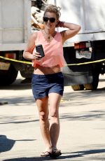 BRITNEY SPEARS Leaves a Office Building in Thousand Oaks