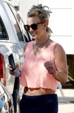 BRITNEY SPEARS Leaves a Office Building in Thousand Oaks