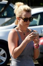 BRITNEY SPEARS Leaves a Starbucks in Thousand Oaks